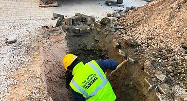 Büyükşehir Belediyesi Altyapı Hizmetlerini Deprem Bölgesinde Sürdürüyor