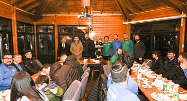 Yüce, Hentbol Takımıyla Buluştu: Hedefimiz Şampiyonluk