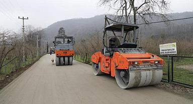 Akyazı Ballıkaya’da Beton Yol Çalışmaları Tamamlandı