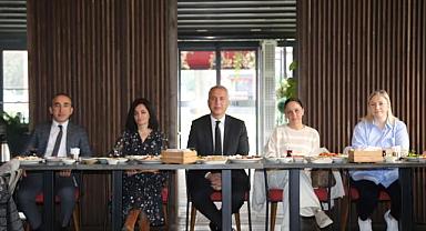 KADIN ÇALIŞANLARIMIZ BAŞ TACIMIZ