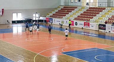 Okul Sporları Küçük Erkekler Futsal Müsabakaları Başladı
