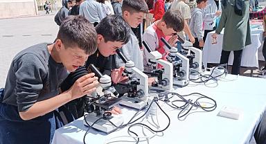 HENDEK'TEN YEŞİLYURT'A AÇILAN BİLİM YOLU