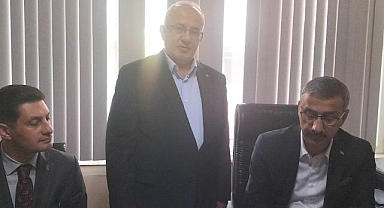 LÜTFİ BAYRAKTAR, ORDULULAR DERNEĞİNİ ZİYARET ETTİ