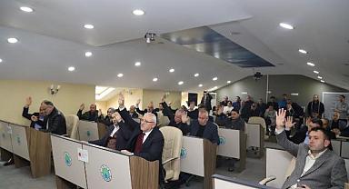 Nisan Ayı Belediye Meclis Toplantısı Çiçek Kriziyle Başladı...