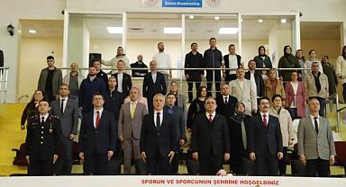 SALONDA 23 NİSAN ÇOŞKUSU