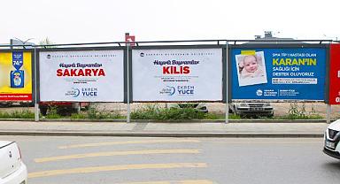 Şehrin her yerinde bu yazılar var
