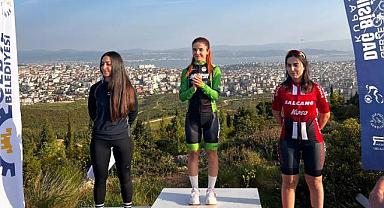 Büyükşehir Bisiklet Sporcularından Gururlandıran Başarı