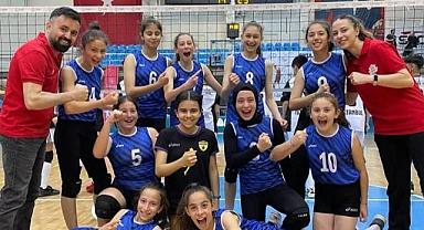 Edirne'de Şehit Mahmutbey Ortaokulu Fırtınası Esti