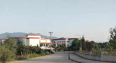 Hastane yönetiminin bayrak asmama ısrarı!