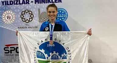 Kick Boks’ta Türkiye Şampiyonu Büyükşehir’den