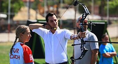 HENDEKLİ GENÇ KAYMAKAM MERT ÇANGA DENİZLİ'DE GÖNÜLLERİ FETHEDİYOR!