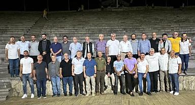 Başkan Bahadır Hendekspor'un Emektarlarıyla Yemekte Buluştu