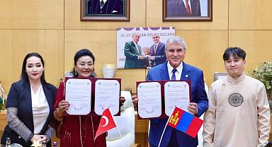 Başkan Yüce: “Yeni iş birlikleriyle şehrimizi dünyaya tanıtmaya devam edeceğiz”