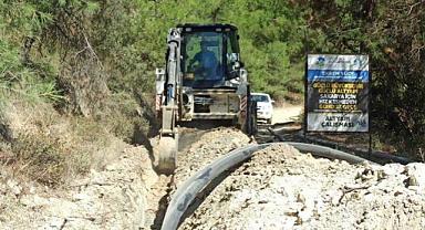 Büyükşehir Belediyesi Geyve’de İki Bin Metrelik İçme Suyu Hattını Yeniliyor