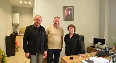 Sunmanlar Dayanışma Derneği'nden Hendek 1. Noteri Göksel Hanıma Ziyaret 