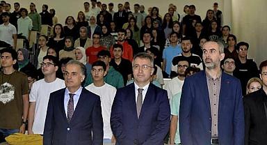 Büyükşehir öğrencileri yalnız bırakmıyor!