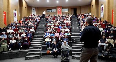 Dijital Çağda Anne-Baba Olmak...
