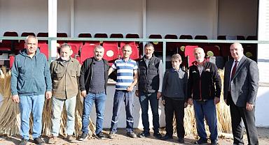 İlk Mahsul Hediyesi Verildi