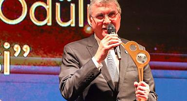 'Yılın Çevre Dostu Belediye' ödülü Büyükşehir'in oldu!