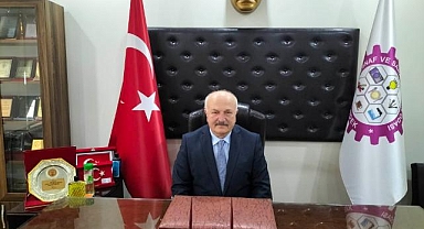 BAŞKAN DEMİREL ÖĞRETMENLER GÜNÜNÜ KUTLADI...