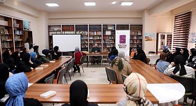 Büyükşehir etkinlikleri söyleşilerle devam etti