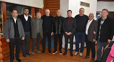 1954HENDEKSPOR DAYANIŞMA YEMEĞİNDE BULUŞTU!