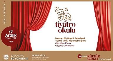 Büyükşehir Tiyatro Okulu Mezunlarını Uğurluyor