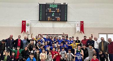 ÇEKİŞMELİ GEÇEN MAÇI 1954HENDEKSPOR KAZANDI!