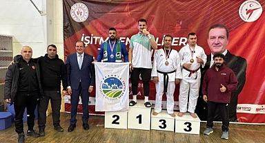 Büyükşehir sporcusundan gümüş madalya!