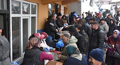 HENDEK DİKMEN HAMSİ FESTİVALİNDE BULUŞTU