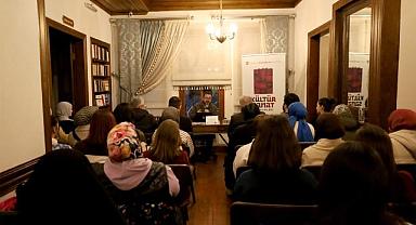 Dünya Öykü Günü’nde Güray Süngü İle Sanatı Konuştular