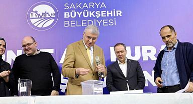 EKREM BAŞKAN ÖRNEKTİR'