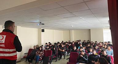  Hendek Kızılay Seminerlerine Devam Ediyor
