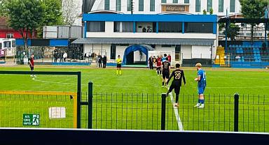 Hendekspor 1 puanı uzatma dakikalarında Vural'la aldı.