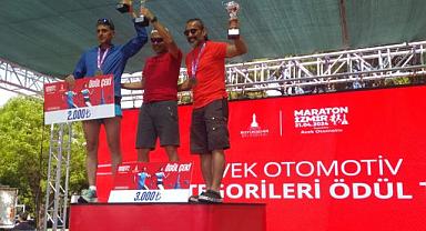 ZAFER KAYA, İZMİR'DE TOZU DUMANA KATTI!
