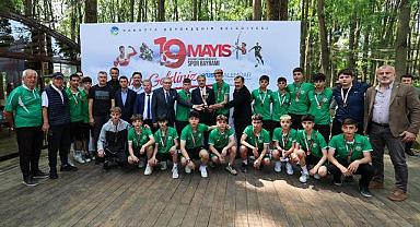 Başkan Alemdar: “Sakarya’ya sporcu yetiştiren kimliğini yeniden kazandıracağız”