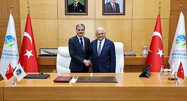 Binali Yıldırım Büyükşehir'de: “Sakarya Türkiye Yüzyılı'nın parlak şehri olacak”