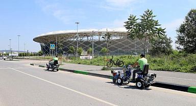 Stadyumun çevresi yeşil siyah renklere büründü!