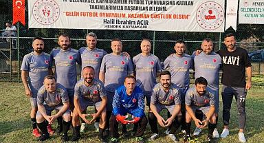 Kırktepe Muhtarlığı ile Ehli Keyif İscar Oto Hamam puanları paylaştı.