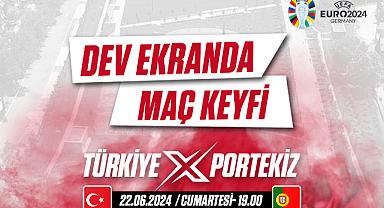 Milli Maç Heyecanı Yine Millet Bahçesi’ndeki Dev Ekranda
