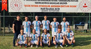 Turnuvanın ilk galibi Akpınar Mahalle Muhtarlığı 