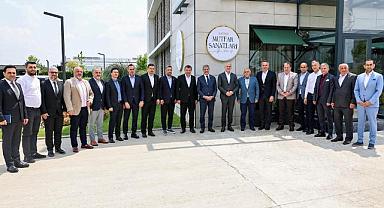 Başkan Alemdar: “Bu şehre katkı sağlayacak her fikrin yanındayız”...