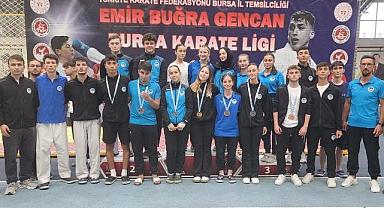 Büyükşehir’in Karatecileri Bursa’dan 8 Madalyayla Döndü