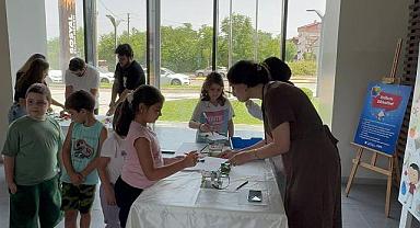 Büyükşehir SGM’de Teneffüs Zili Çaldığı An Legolar Masaya Dökülüyor