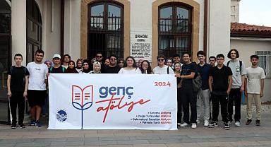 Gençler, şehrin tarihi miraslarını yakından tanıyorlar