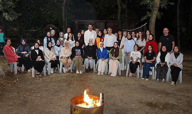 Yusuf Alemdar’dan kamp ateşi başında gençlere: “Bir hikayeniz olsun”
