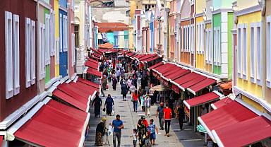 Başkan Alemdar: “Tarihi çarşıda en iyisi için titizlikle çalışıyoruz”
