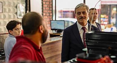 Yusuf Alemdar Sakarya’da adım adım vatandaşlarla kucaklaşıyor.