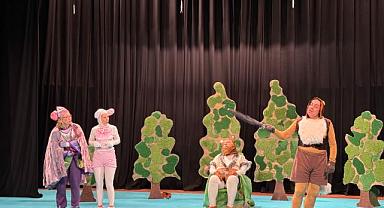 Aslan ile Fare Tiyatro Oyunu...