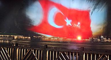 Aziz Duran Parkı’nda Cumhuriyet’in 101’inci yaşında büyüleyici gösteri